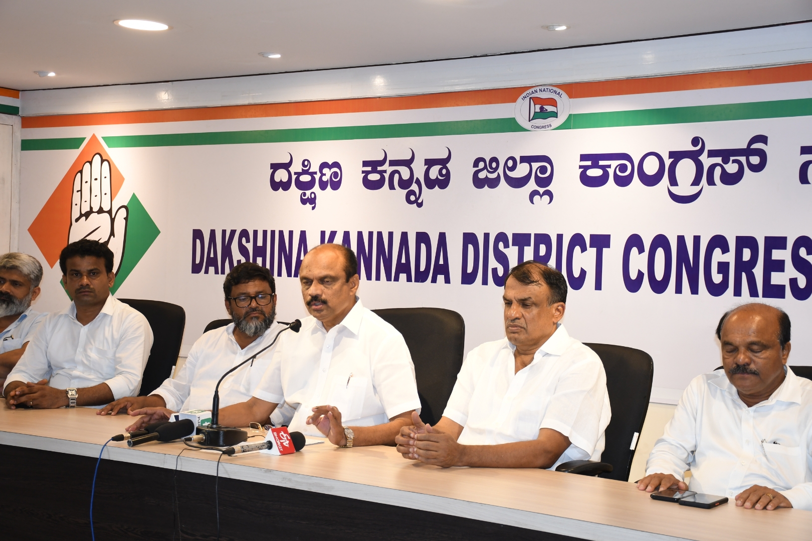 ಮಳೆ ಹಾನಿಗೆ ತಕ್ಷಣ ಪರಿಹಾರ ನೀಡಿ: ದ.ಕ. ಜಿಲ್ಲಾ ಕಾಂಗ್ರೆಸ್ ಅಧ್ಯಕ್ಷ ಹರೀಶ್ ಕುಮಾರ್