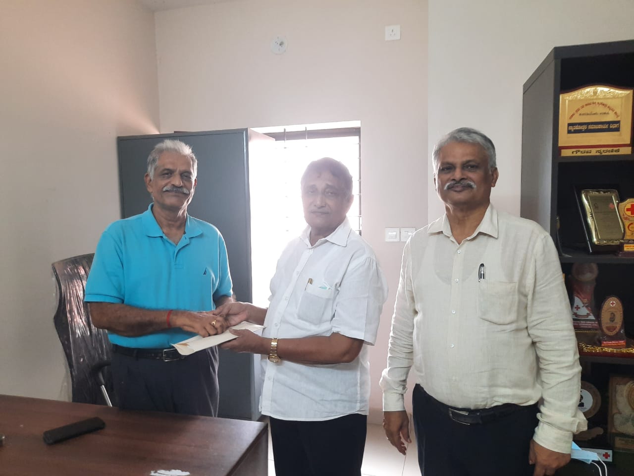 ಭಾರತೀಯ ರೆಡ್‌ಕ್ರಾಸ್ ಸಂಸ್ಥೆಯ ಜಿಲ್ಲಾ ಘಟಕದ ಅಧ್ಯಕ್ಷರಾಗಿ ಬಸ್ರೂರು ರಾಜೀವ ಶೆಟ್ಟಿ ಮರು ನೇಮಕ