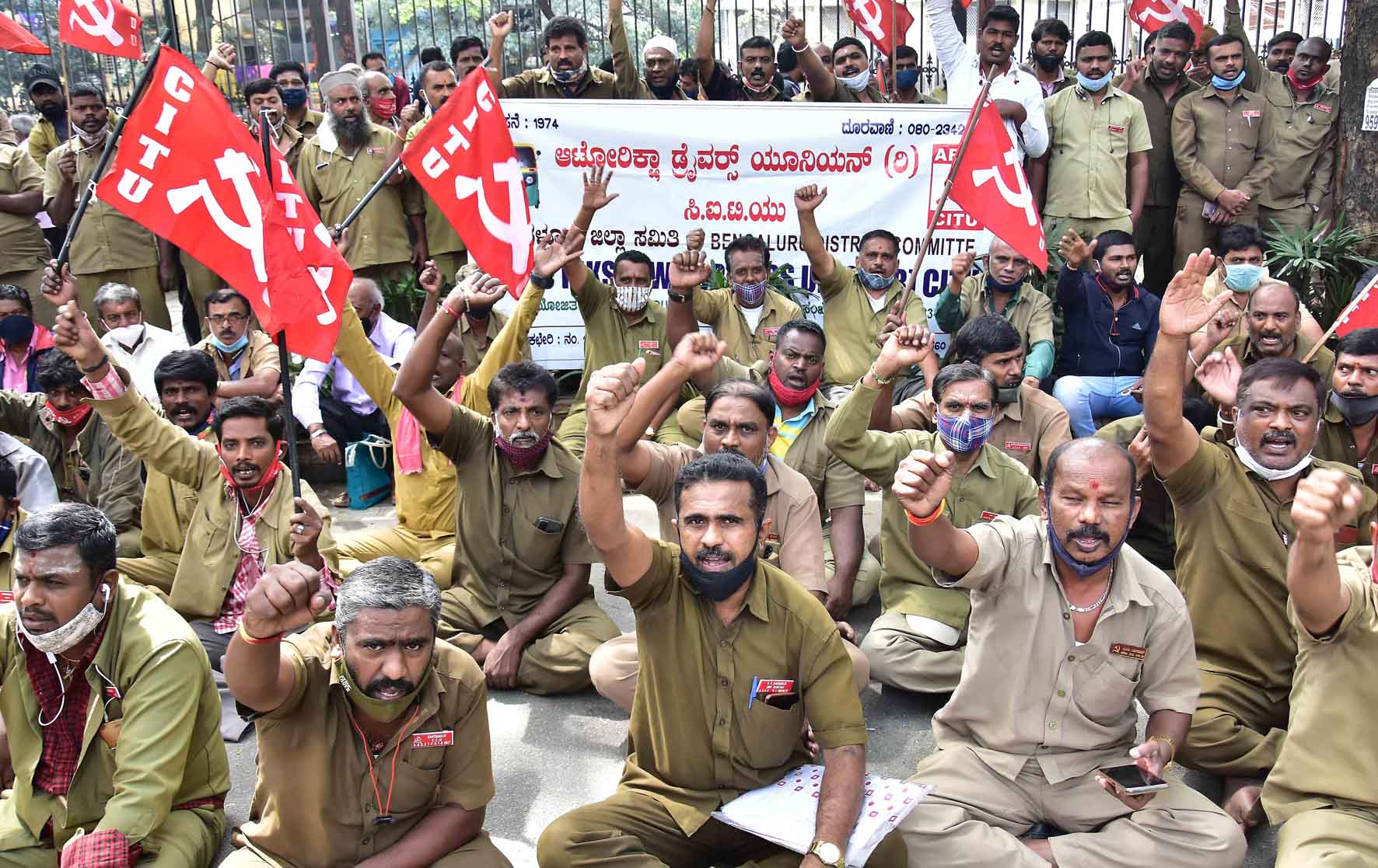 ಬೆಂಗಳೂರು: ಗ್ಯಾಸ್ ಮೇಲಿನ ತೆರಿಗೆ ತಗ್ಗಿಸಲು ಆಗ್ರಹ