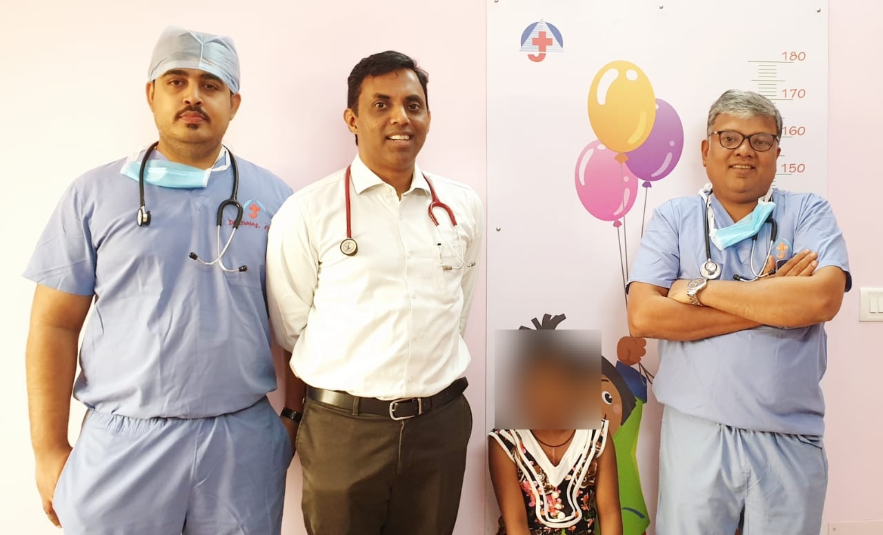 ಮಂಗಳೂರು: ಎಜೆ ಆಸ್ಪತ್ರೆಯಲ್ಲಿ ಪುಟ್ಟ ಬಾಲಕಿಗೆ ಅಪರೂಪದ ಹೃದ್ರೋಗ ಚಿಕಿತ್ಸೆ