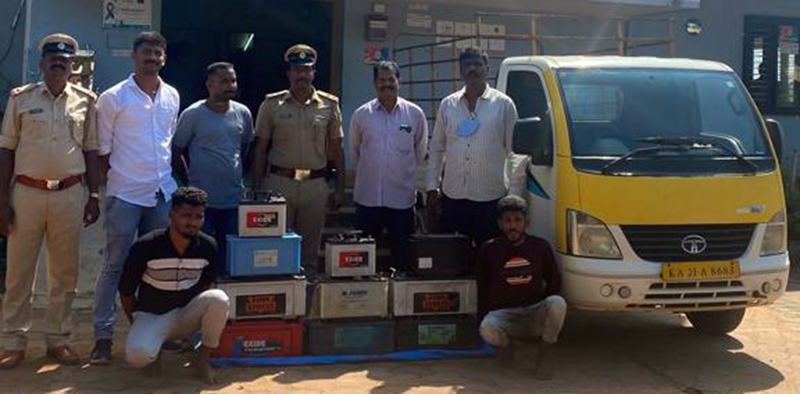 ಮಂಗಳೂರು; ಬ್ಯಾಟರಿ ಕಳವು ಪ್ರಕರಣ: ಇಬ್ಬರ ಸೆರೆ, ಸೊತ್ತು ವಶ
