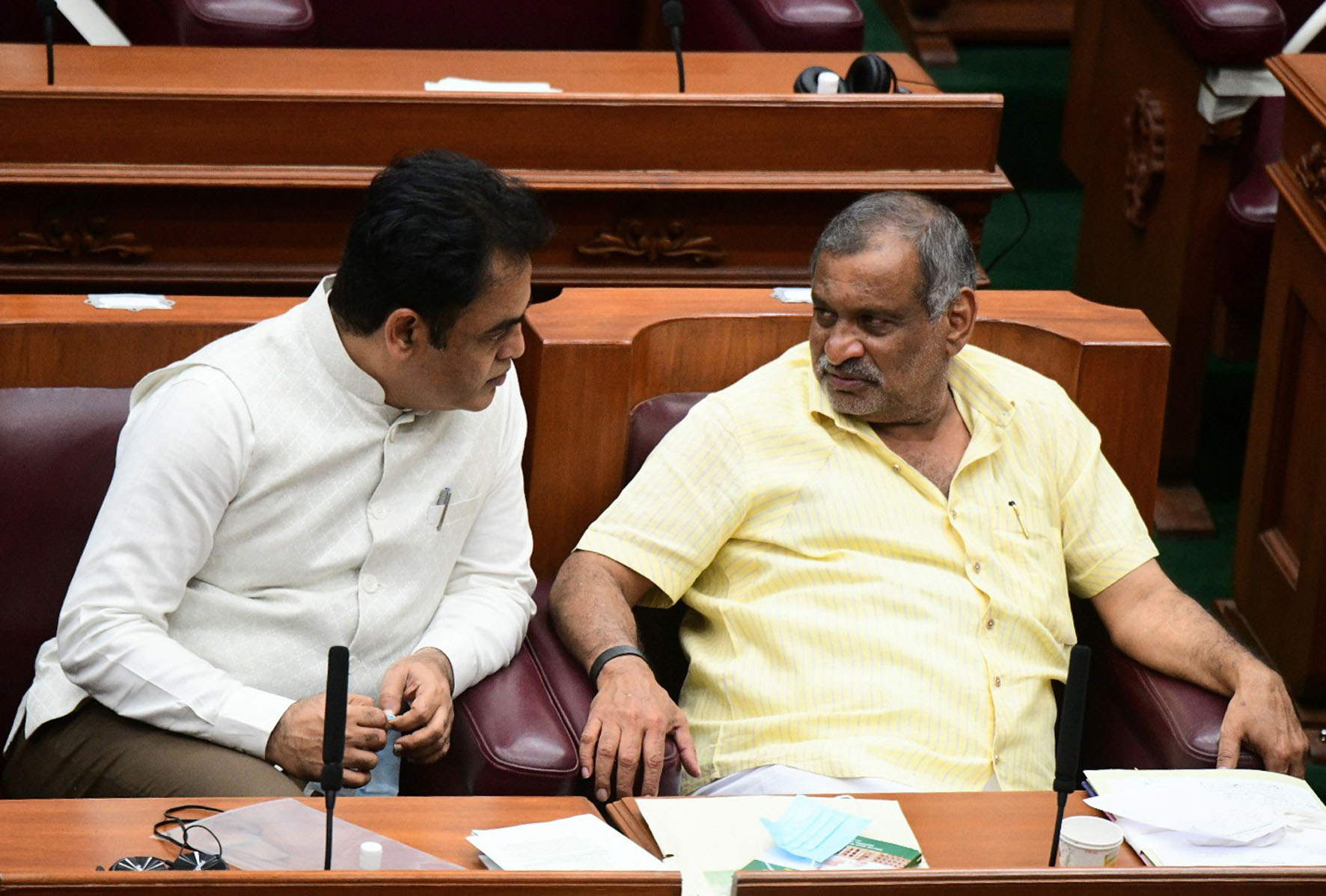 ರೈಲು ವಿಳಂಬ: ಸಹಾಯಕ ಎಂಜಿನಿಯರ್ ಪರೀಕ್ಷೆ ಬರೆಯಲು ಮತ್ತೊಮ್ಮೆ ಅವಕಾಶ; ಸಚಿವ ಜೆ.ಸಿ.ಮಾಧುಸ್ವಾಮಿ