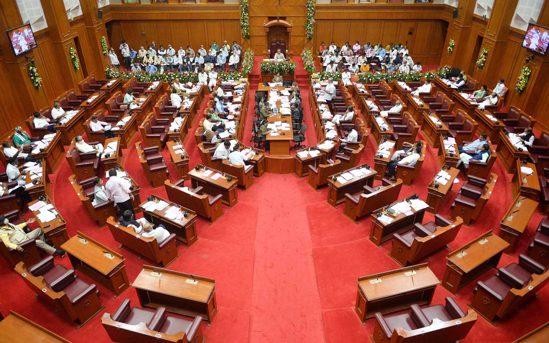 ಶೀಘ್ರದಲ್ಲೇ 275 ಪಶು ಆ್ಯಂಬುಲೆನ್ಸ್ ಸೇವೆ: ಸಚಿವ ಪ್ರಭು ಬಿ. ಚವ್ಹಾಣ್