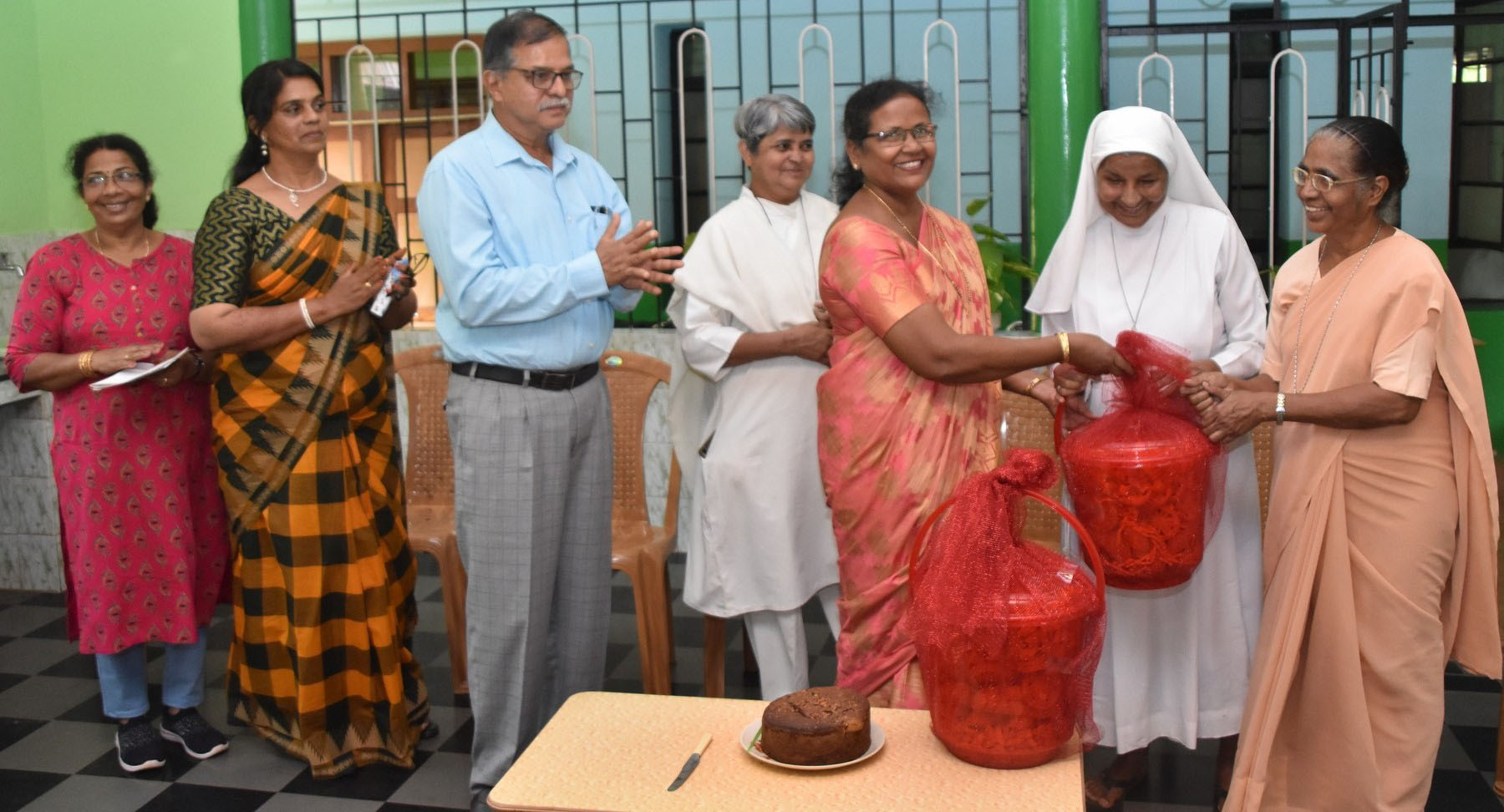 ಸಾಸ್ತಾನ, ಬ್ರಹ್ಮಾವರ ವೃದ್ಧಾಶ್ರಮದಲ್ಲಿ ಕ್ರಿಸ್ಮಸ್ ಆಚರಣೆ