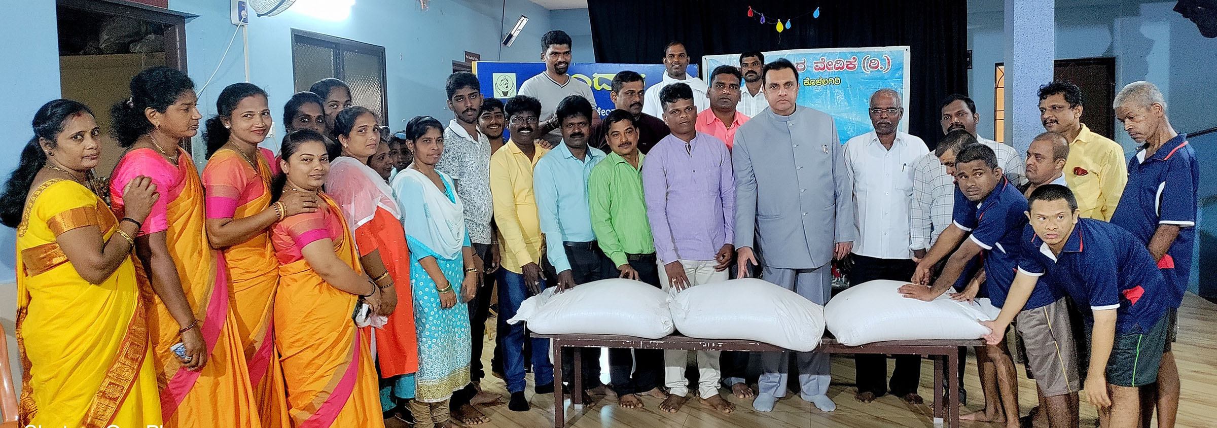 ಹಡಿಲು ಭೂಮಿ ಕೃಷಿ ಯೋಜನೆಯ ಅಕ್ಕಿ ದಿವ್ಯಾಂಗರ ವಸತಿ ಕೇಂದ್ರಕ್ಕೆ ಹಸ್ತಾಂತರ