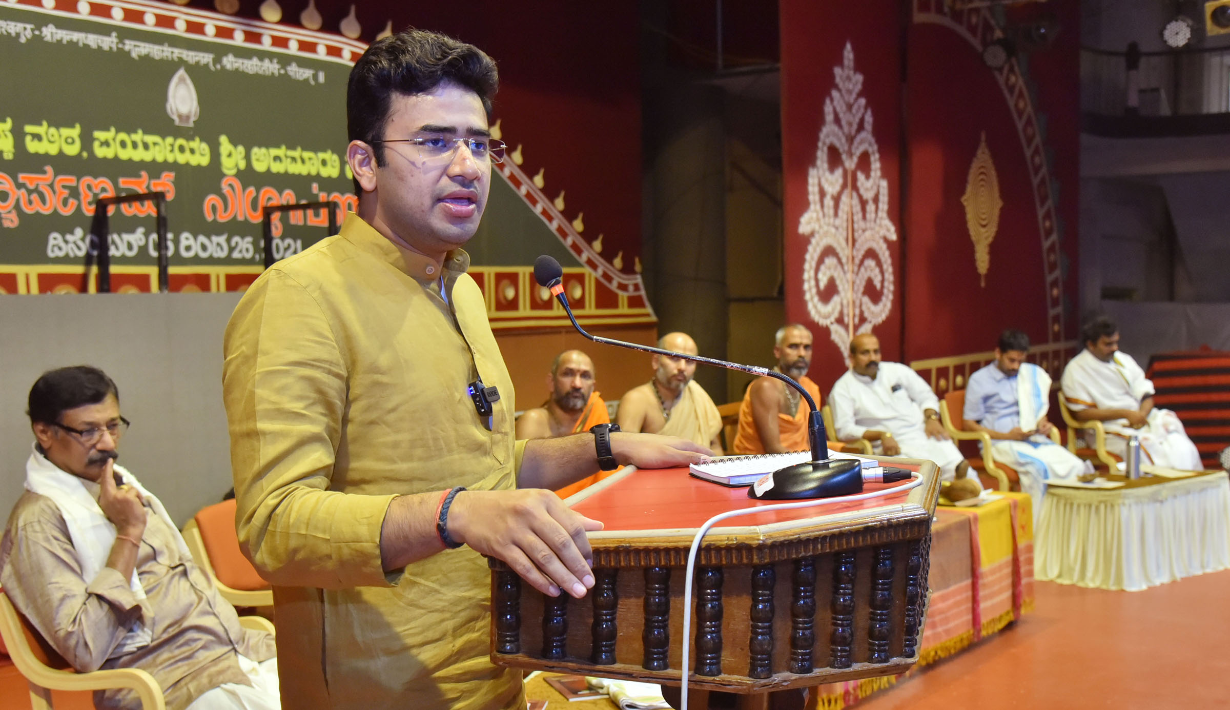 ಅನ್ಯಧರ್ಮೀಯರನ್ನು ಮರಳಿ ಹಿಂದೂಧರ್ಮಕ್ಕೆ ಕರೆತರಬೇಕು ಎಂಬ ವಿವಾದಾತ್ಮಕ ಹೇಳಿಕೆ ಹಿಂಪಡೆದ ತೇಜಸ್ವಿ ಸೂರ್ಯ