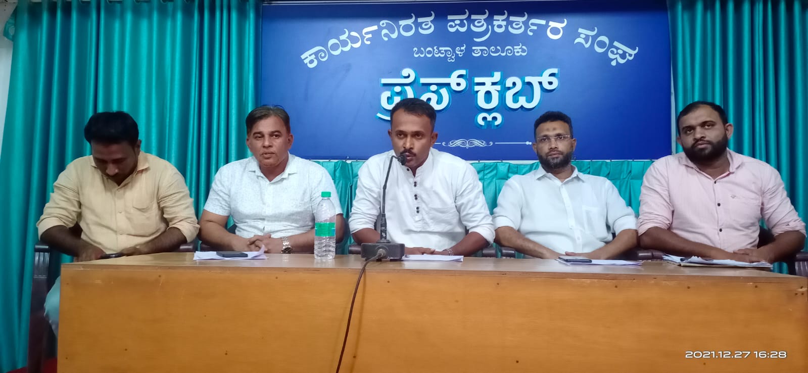 ಸಜಿಪಮುನ್ನೂರು ಗ್ರಾಮಕ್ಕೆ ನೀರು ಪೂರೈಕೆ ಮಾಡದೆ ಯಾವುದೇ ಕಾಮಗಾರಿಗೆ ಅವಕಾಶ ನೀಡುವುದಿಲ್ಲ: ಹಂಝಾ ನಂದಾವರ