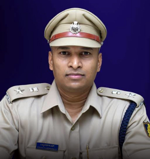 ಕೋಟ ಪಿಎಸ್ಸೈ,  ಐವರು ಪೊಲೀಸ್ ಸಿಬ್ಬಂದಿ ಠಾಣೆಯಿಂದ ಸ್ಥಳಾಂತರ: ಉಡುಪಿ ಜಿಲ್ಲಾ ಎಸ್ಪಿ ವಿಷ್ಣುವರ್ಧನ್