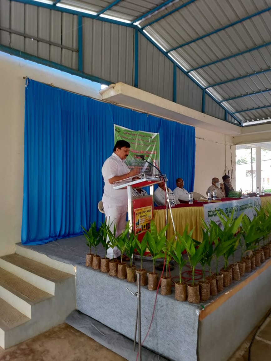 ಕಾರ್ಬನ್ ಫೈಬರ್ ದೋಟಿ ಆವಿಷ್ಕಾರ ಅಡಕೆ ಬೆಳೆಗಾರರಿಗೆ ವರದಾನ: ಸಚಿವ ಆರಗ ಜ್ಞಾನೇಂದ್ರ