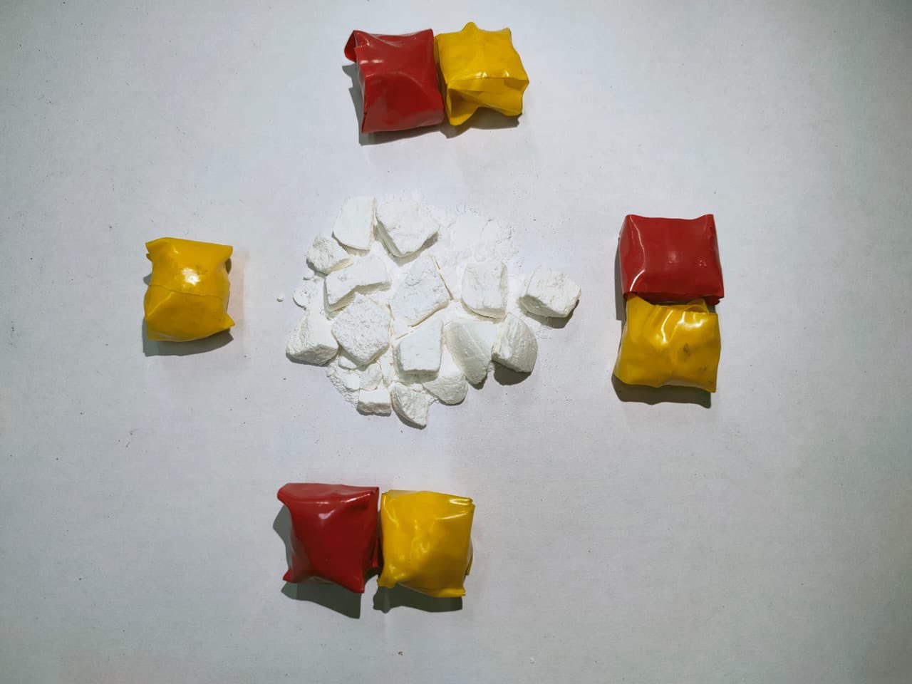 ಬೆಂಗಳೂರು: ಸೋಪ್ ಬಾಕ್ಸ್ ಗಳಲ್ಲಿದ್ದ 80 ಲಕ್ಷ ರೂ. ಮೌಲ್ಯದ ಮಾದಕ ವಸ್ತು ಜಪ್ತಿ