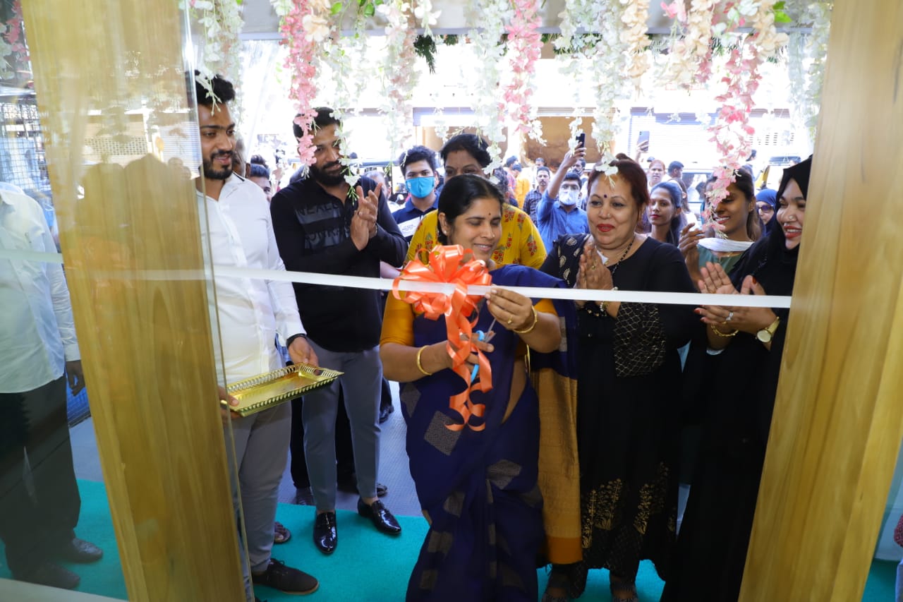 ಮಂಗಳೂರು: ಸುಹಾನ ಮೇಕಪ್ ಸ್ಟೋರ್ ಶುಭಾರಂಭ