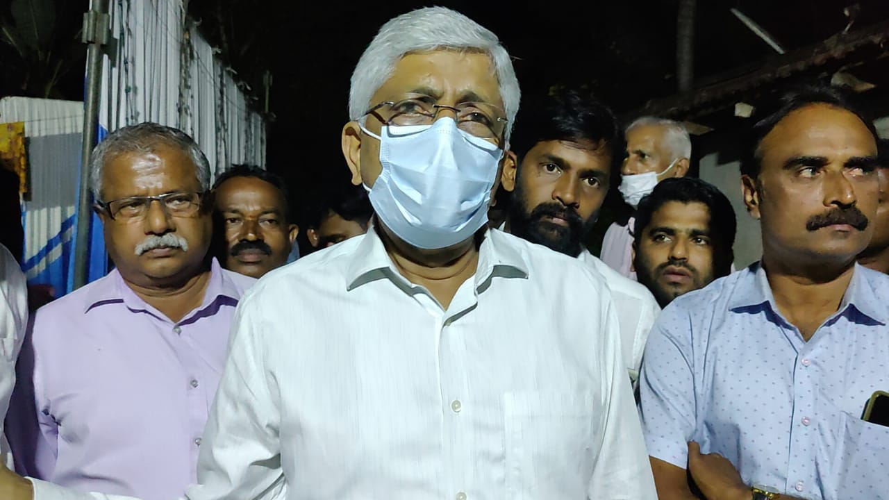 ಕೋಟ: ಕೊರಗ ಕಾಲೋನಿಗೆ ಜಯಪ್ರಕಾಶ್ ಹೆಗ್ಡೆ ಭೇಟಿ