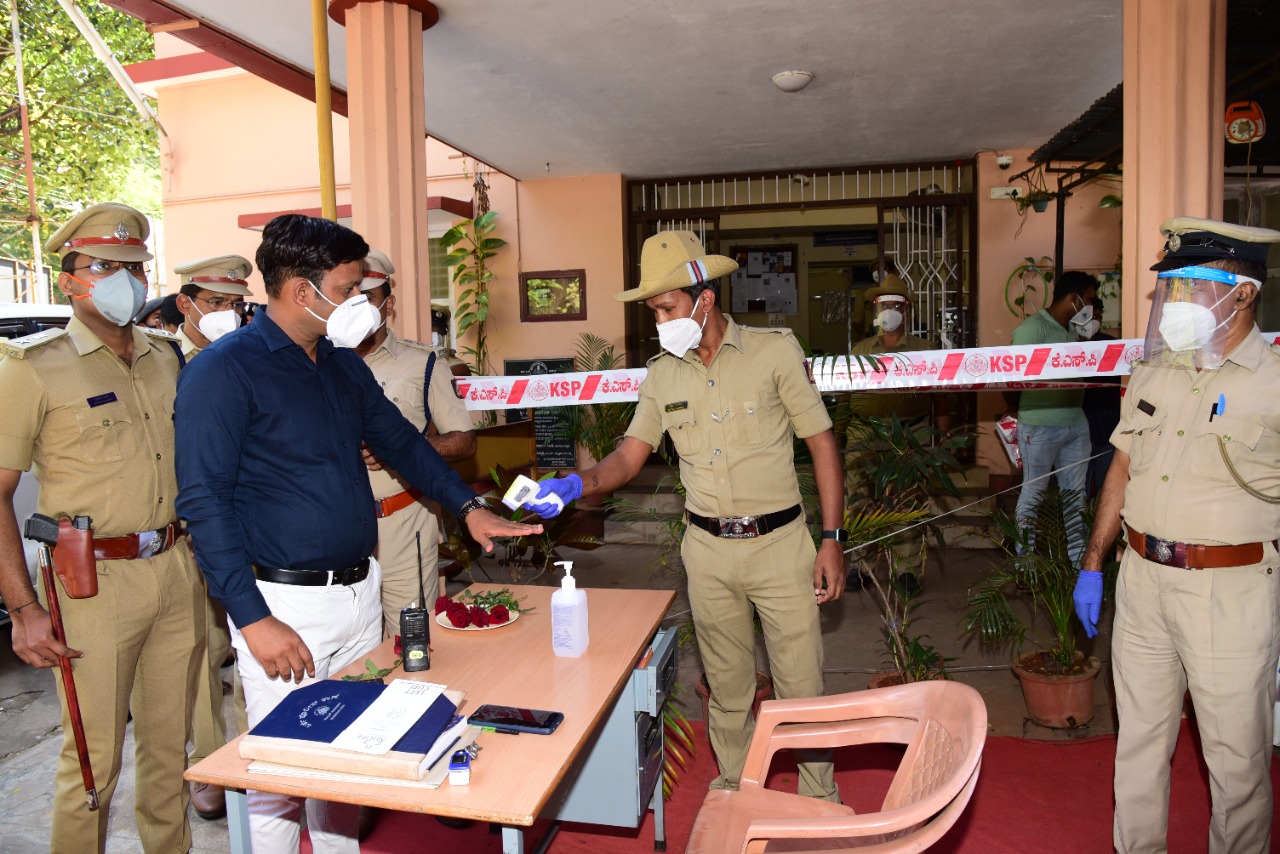 ಕೋವಿಡ್ ಮಾದರಿಯಾಗಿ ಪೊಲೀಸ್ ಠಾಣೆ ಮಾರ್ಪಾಡು: ಕಮಿಷನರ್ ಶಶಿಕುಮಾರ್