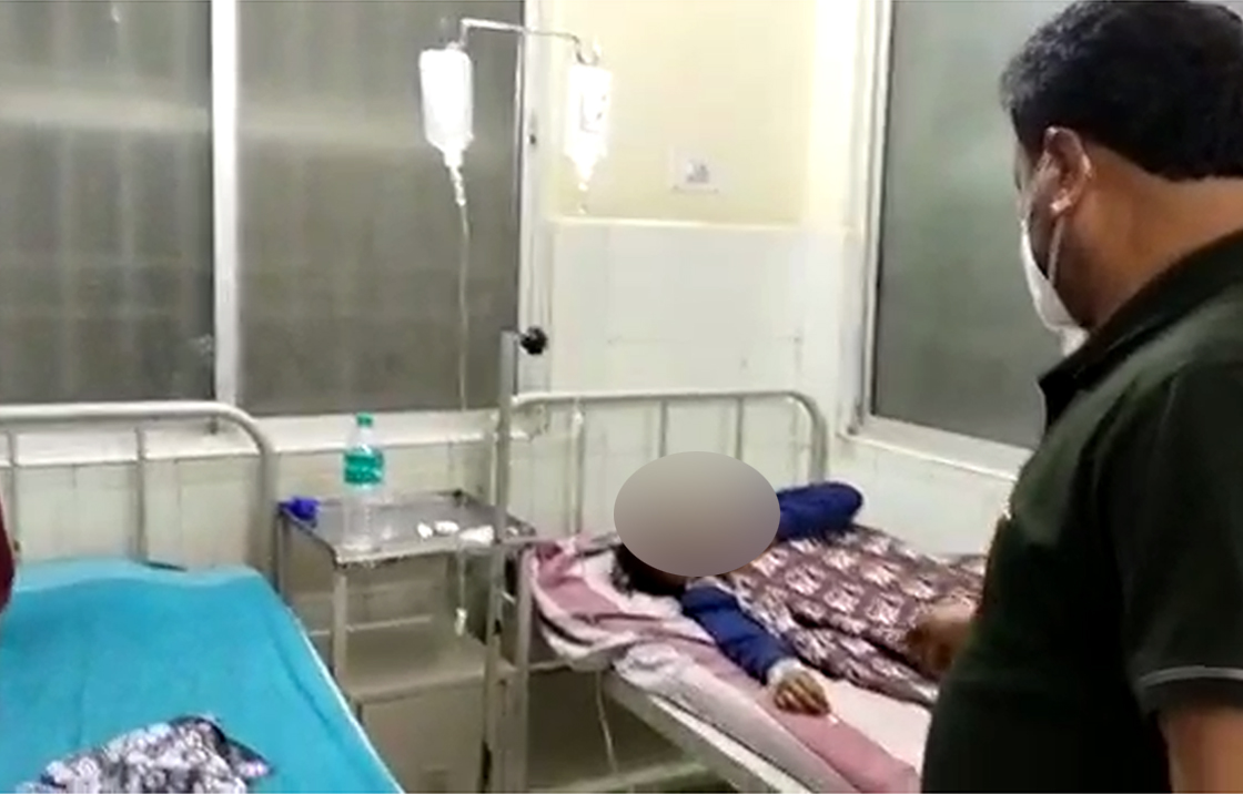 ದಾವಣಗೆರೆ: ರಾತ್ರಿ ವಸತಿ ‌ಶಾಲೆಯಲ್ಲಿ‌ ಊಟ ಸೇವಿಸಿದ 50ಕ್ಕೂ‌ ಹೆಚ್ಚು ವಿದ್ಯಾರ್ಥಿಗಳು ಅಸ್ವಸ್ಥ