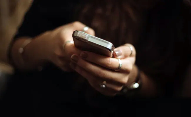 ಮುಸ್ಲಿಂ ಮಹಿಳೆಯರ ಭಾವಚಿತ್ರ ದುರ್ಬಳಕೆ : ಆ್ಯಪ್ ವಿರುದ್ಧ ಆಕ್ರೋಶ