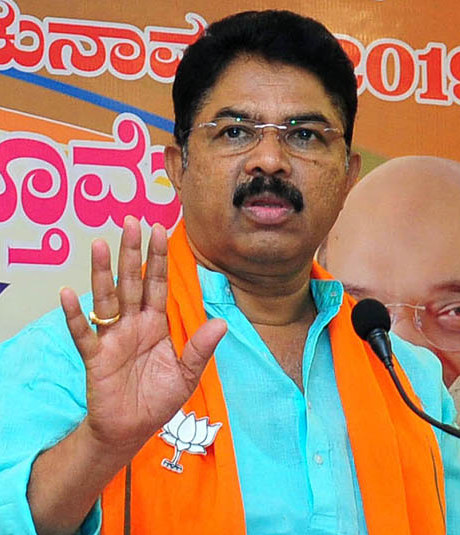 ಕೋವಿಡ್ 3ನೇ ಅಲೆ ನಿಯಂತ್ರಣಕ್ಕೆ ಮತ್ತಷ್ಟು ಕಠಿಣ ನಿಯಮಗಳು: ಸಚಿವ ಅಶೋಕ್