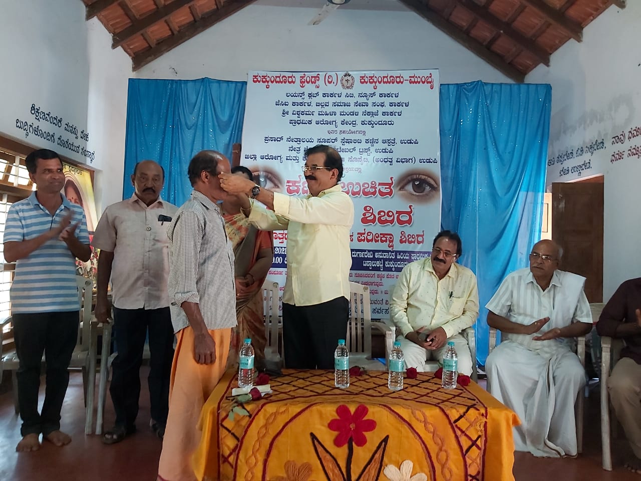 ಪ್ರತಿಯೊಬ್ಬರು ಸಮಾಜದ ಅಭ್ಯುದಯಕ್ಕಾಗಿ ತನ್ನ ಕೈಲಾದ ಸೇವೆ ಮಾಡಬೇಕು: ಡಿ.ಆರ್.‌ ರಾಜು