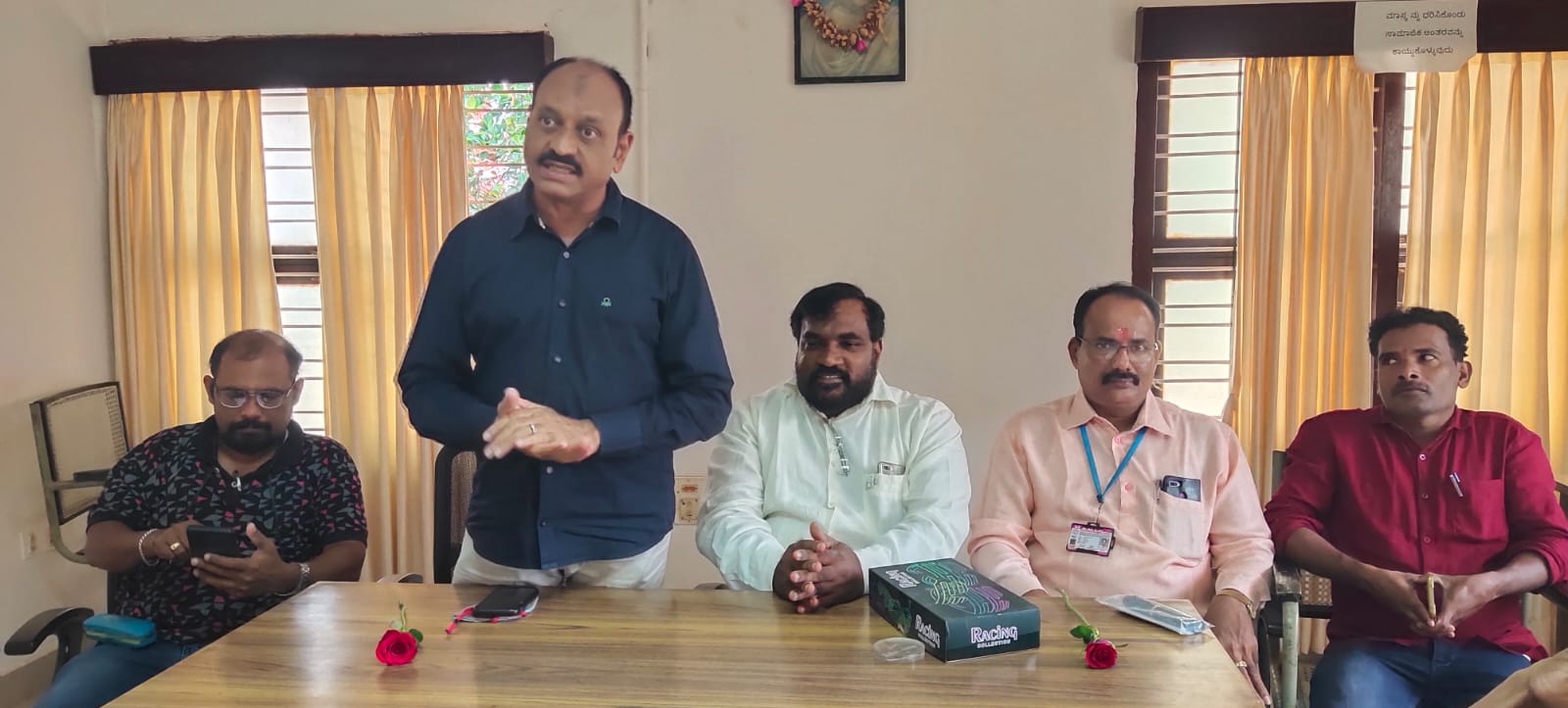 ​ಕಾರ್ಕಳ :  ಪತ್ರಕರ್ತರು, ಕುಟುಂಬದ ಸದಸ್ಯರಿಗೆ ಕನ್ನಡಕ ವಿತರಣೆ