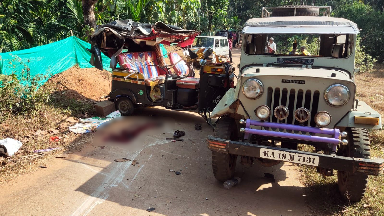 ಪುತ್ತೂರು: ಜೀಪ್- ಆಟೋ ರಿಕ್ಷಾ ಮುಖಾಮುಖಿ ಢಿಕ್ಕಿ; ಐವರಿಗೆ ಗಂಭೀರ ಗಾಯ