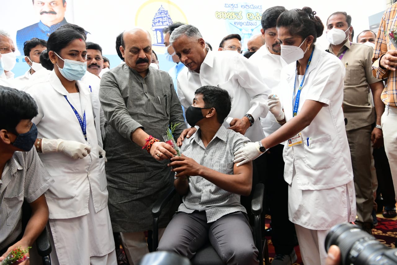 15 ವರ್ಷ ಮೇಲ್ಪಟ್ಟ ಮಕ್ಕಳಿಗೆ ಕೋವಿಡ್ ಲಸಿಕೆ ಅಭಿಯಾನಕ್ಕೆ ಮುಖ್ಯಮಂತ್ರಿ ಚಾಲನೆ