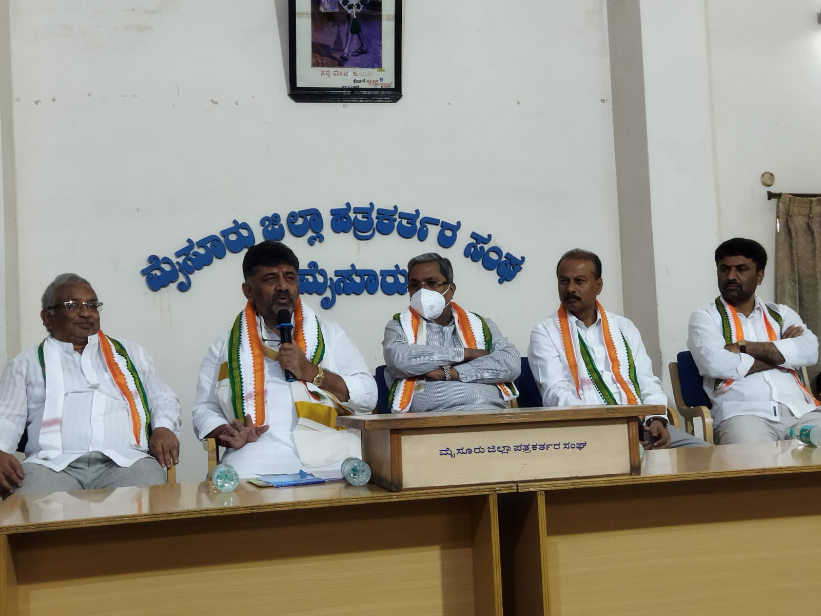 ಕೋವಿಡ್ ನಿಯಮದ ನೆಪದಲ್ಲಿ ಮೇಕೆದಾಟು ಪಾದಯಾತ್ರೆ ತಡೆಯಲು ಸಾಧ್ಯವಿಲ್ಲ: ಡಿಕೆಶಿ