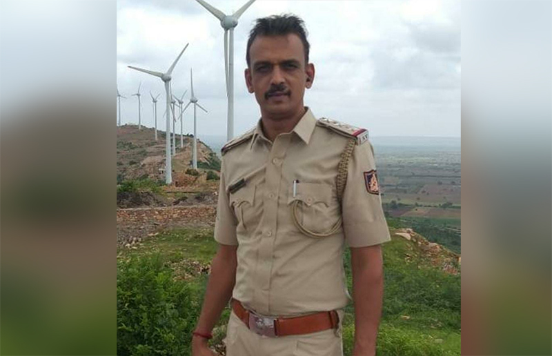 ನರಗುಂದ ಗಲಭೆ  ಪ್ರಕರಣ‌: ಇನ್ ಸ್ಪೆಕ್ಟರ್ ನಂದೀಶ್ವರ ಕುಂಬಾರ ಅಮಾನತು