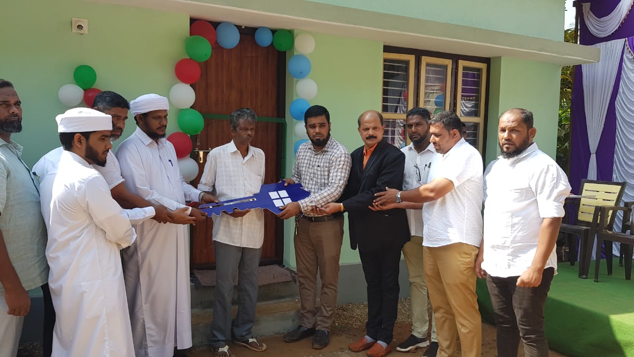 ಬೆಳ್ತಂಗಡಿ: ಪಾಪ್ಯುಲರ್‌ ಫ್ರಂಟ್‌ ಆಫ್‌ ಇಂಡಿಯಾ ವತಿಯಿಂದ ಫಲಾನುಭವಿಗಳಿಗೆ ಮನೆಗಳ ಹಸ್ತಾಂತರ