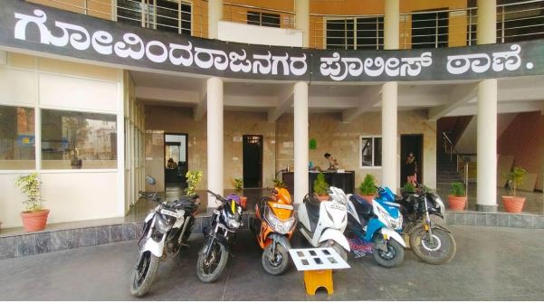 ದರೋಡೆಗೆ ಸಂಚು, ದ್ವಿಚಕ್ರ ವಾಹನಗಳ ಕಳ್ಳತನ: ಮೂವರು ಆರೋಪಿಗಳ ಬಂಧನ