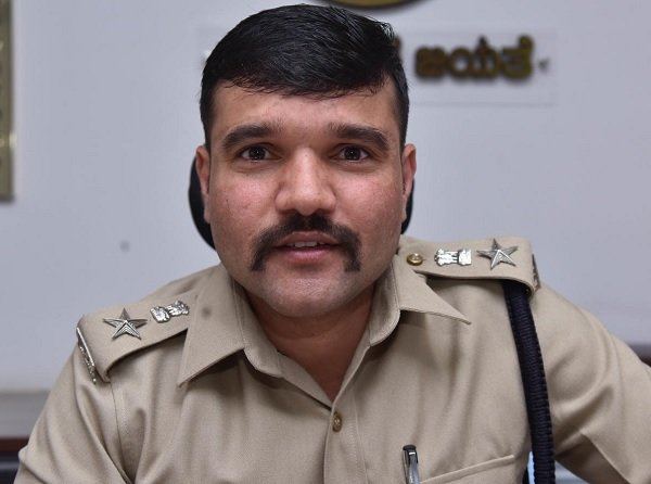 ತೇಜೋವಧೆ ಮಾಡುವವರ ವಿರುದ್ಧ 3 ಕೋಟಿ ರೂ. ಮಾನನಷ್ಟ ಮೊಕದ್ದಮೆ ಹೂಡುವೆ: ರವಿ ಚನ್ನಣ್ಣವರ್