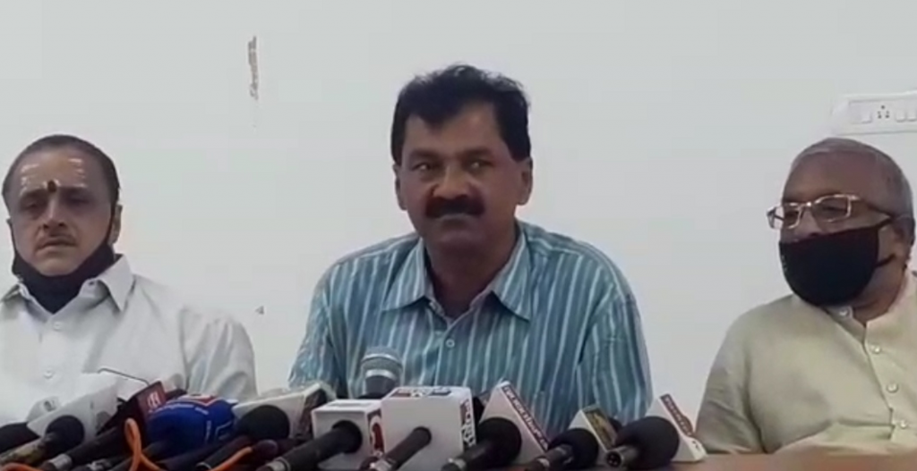 ಮೈಸೂರು: ಖಾಸಗಿ ಕಂಪನಿಯವರಿಗೆ ಅನುಕೂಲ ಮಾಡಿಕೊಡಲು ಗ್ಯಾಸ್ ಪೈಪ್ ಲೈನ್ ಅಳವಡಿಕೆ; ಎಂ.ಲಕ್ಷ್ಮಣ್ ಆರೋಪ