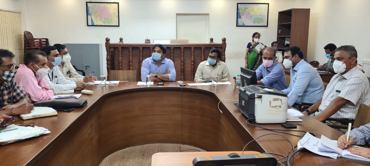 ಕೋವಿಡ್ ನಿಯಂತ್ರಣಕ್ಕೆ ಜಿಲ್ಲಾಡಳಿತದೊಂದಿಗೆ ಸಹಕರಿಸಿ: ದ.ಕ.ಜಿಲ್ಲಾಧಿಕಾರಿ ಡಾ. ರಾಜೇಂದ್ರ