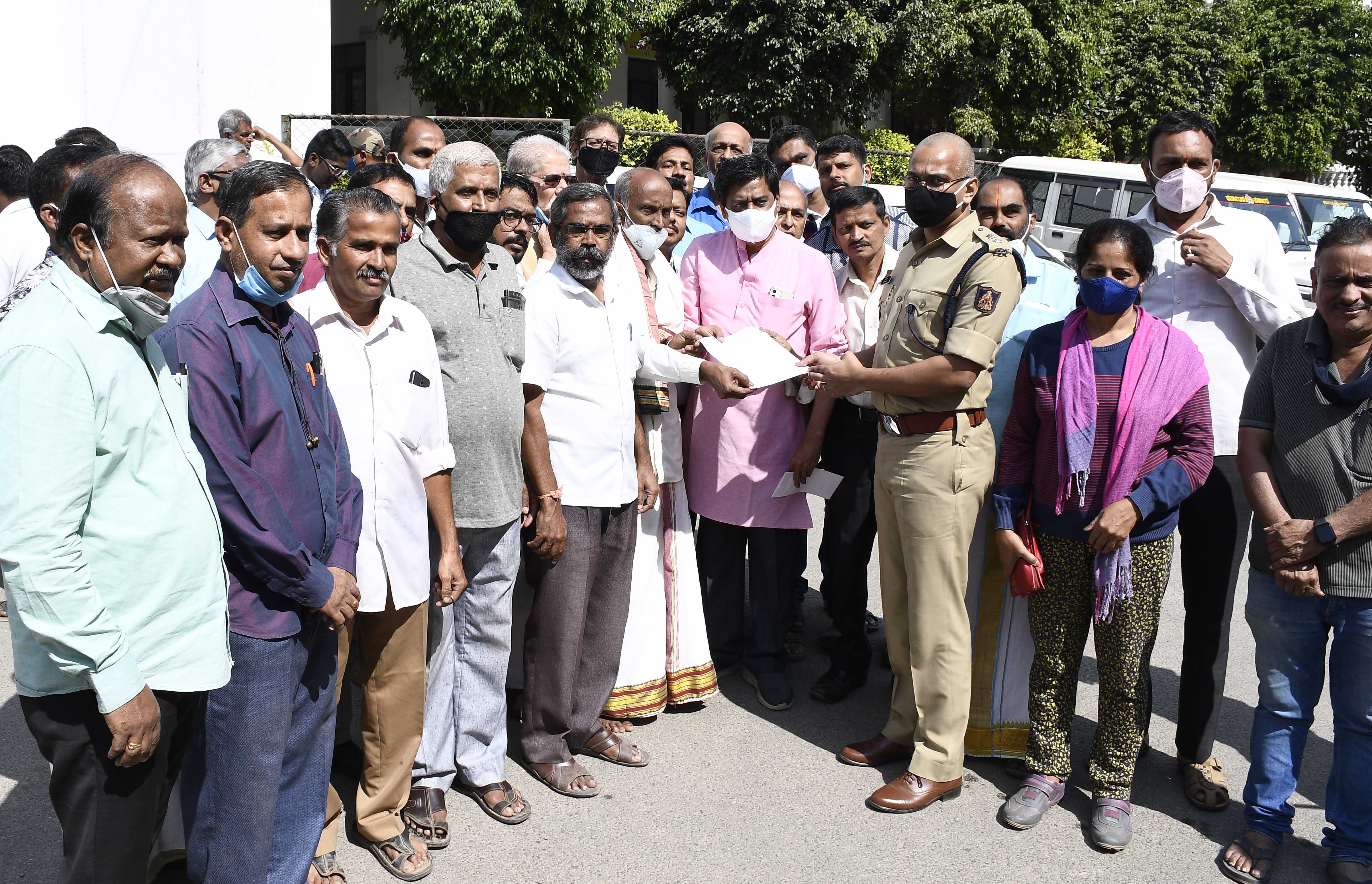 ಸಾಗರ: ವೈರ್ ಲೆಸ್ ಮಿನಿ ಟವರ್ ಸ್ಥಾಪನೆಗೆ ವಿರೋಧ; ಎಸ್ ಪಿಗೆ ಮನವಿ