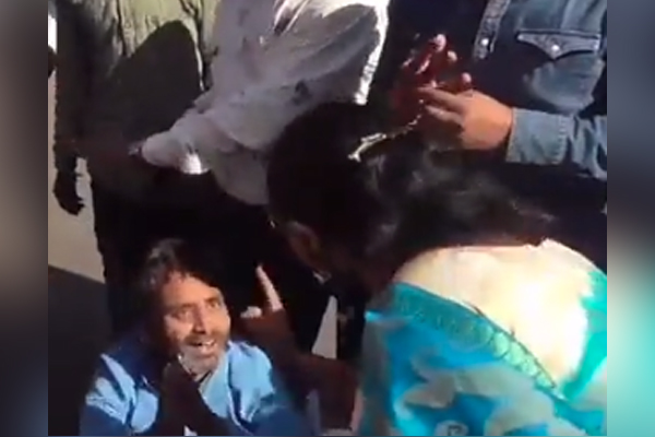 ಜಾರ್ಖಂಡ್: ಬಿಜೆಪಿ ಕಾರ್ಯಕರ್ತರಿಂದ ವ್ಯಕ್ತಿಗೆ ಹಲ್ಲೆ; ‘ಜೈ ಶ್ರೀರಾಮ್’ ಘೋಷಣೆ ಕೂಗುವಂತೆ ಬಲವಂತ