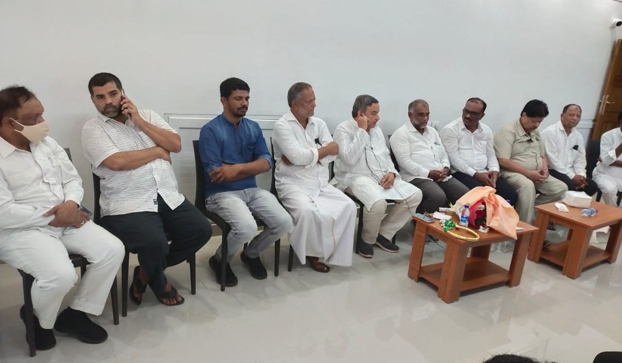 ಕಾಂಗ್ರೆಸ್ ಅಲ್ಪಸಂಖ್ಯಾತರ ವಿಭಾಗದ ರಾಜ್ಯಾಧ್ಯಕ್ಷರಿಂದ ಸಭೆ