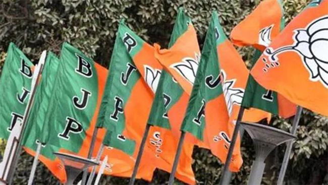 ಉತ್ತರ ಪ್ರದೇಶ ವಿಧಾನಸಭಾ ಚುನಾವಣೆ; ಎಸ್ಪಿ ಅಭ್ಯರ್ಥಿಯನ್ನು ಜಿನ್ನಾಗೆ ಹೋಲಿಸಿದ ಬಿಜೆಪಿ !