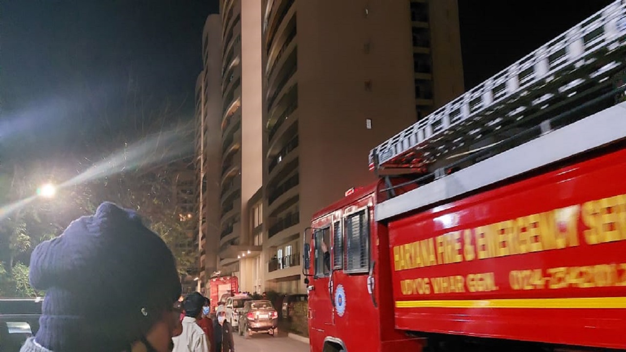 ​ವಸತಿ ಸಮುಚ್ಚಯದ ಮೇಲ್ಛಾವಣಿ ಕುಸಿದು ಇಬ್ಬರು ಮೃತ್ಯು