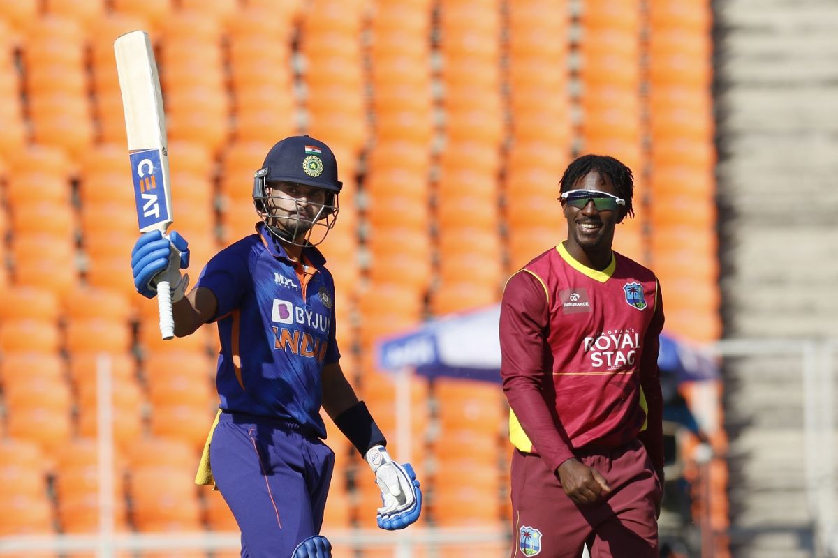 ಮೂರನೇ ಏಕದಿನ: ವೆಸ್ಟ್‌ಇಂಡೀಸ್‌ಗೆ 266 ರನ್ ಗುರಿ ನೀಡಿದ ಭಾರತ