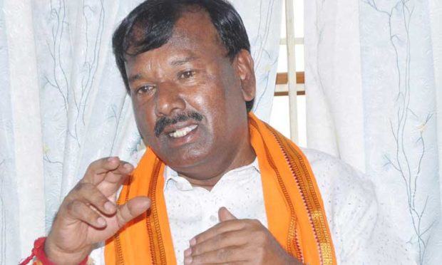 ಈ ವರೆಗೆ ರಾಜ್ಯದಲ್ಲಿ ಮ್ಯಾನ್ ಹೋಲ್‍ಗೆ ಇಳಿದ 90 ಮಂದಿ ಪೌರ ಕಾರ್ಮಿಕರ ಸಾವು: ಕೇಂದ್ರ ಸಚಿವ ಎ.ನಾರಾಯಣಸ್ವಾಮಿ