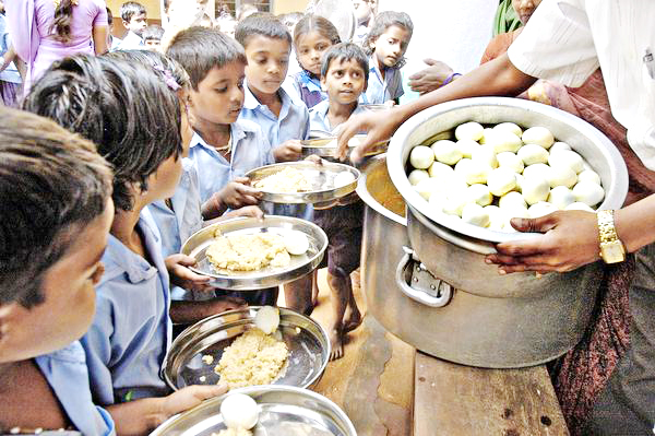 ಮೊಟ್ಟೆ ವಿತರಣೆಗೆ ಹೆಚ್ಚಿನ ಬೆಂಬಲ; 4 ಜಿಲ್ಲೆಗಳಿಗೆ ಯೋಜನೆ ವಿಸ್ತರಿಸಲು ಪ್ರಸ್ತಾವ