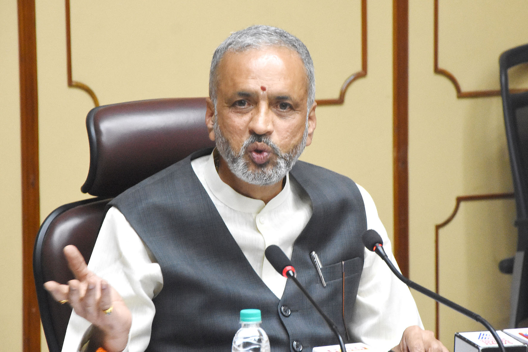 ಫೆ.14ರಿಂದ ವಿಧಾನ ಮಂಡಲ ಜಂಟಿ ಅಧಿವೇಶನ: ರಾಜ್ಯಪಾಲರಿಗೆ ಆಹ್ವಾನ; ಸ್ಪೀಕರ್ ಕಾಗೇರಿ