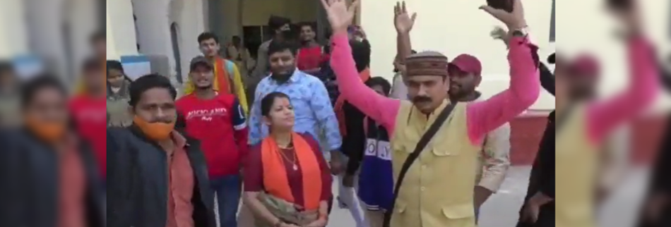 ಹಿಂದುತ್ವ ಕಾರ್ಯಕರ್ತರ ಪ್ರತಿಭಟನೆ ನಂತರ ಹಿಜಾಬ್ ನಿಷೇಧಿಸಿ ಆದೇಶ ಹೊರಡಿಸಿದ ಮಧ್ಯಪ್ರದೇಶದ ಸರಕಾರಿ ಕಾಲೇಜು