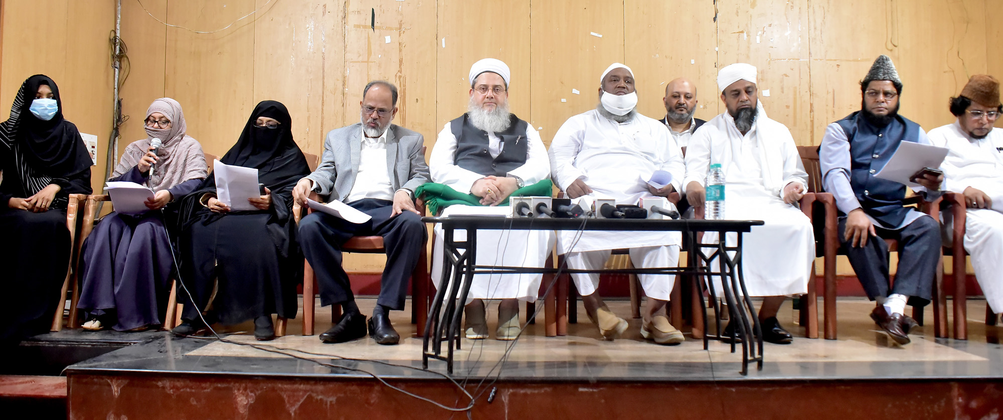 ಹಿಜಾಬ್ ವಿದ್ಯಾರ್ಥಿನಿಯರಿಗೆ ಶಿಕ್ಷಣ ಸಂಸ್ಥೆಗಳ ಬಹಿಷ್ಕಾರ: ಮುಸ್ಲಿಂ ಉಲೆಮಾಗಳು, ಸಂಘಟನೆಗಳಿಂದ ಖಂಡನೆ