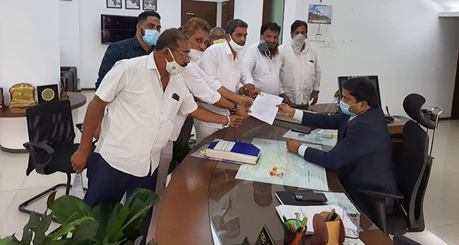 ಹಿಜಾಬ್ ವಿವಾದ; ಮುಸ್ಲಿಮ್ ಒಕ್ಕೂಟದಿಂದ ದ.ಕ. ಜಿಲ್ಲಾಧಿಕಾರಿಯ ಭೇಟಿ