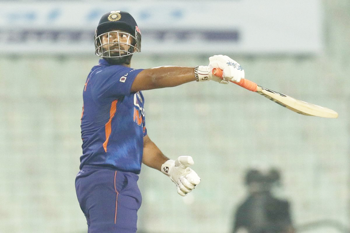 ದ್ವಿತೀಯ ಟ್ವೆಂಟಿ-20: ಭಾರತಕ್ಕೆ 8 ರನ್ ಜಯ, ಸರಣಿ ಕೈವಶ