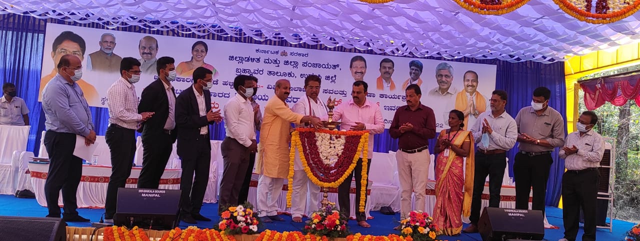 ಕಂದಾಯ ಇಲಾಖೆಗಳ ಸವಲತ್ತು ಮನೆ ಬಾಗಿಲಿನಲ್ಲಿ ವಿತರಣೆ : ಆರ್.ಅಶೋಕ್