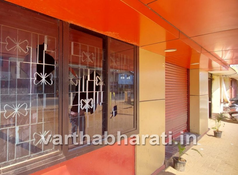 ಮಲ್ಪೆ ಹೊಟೇಲ್‌ಗೆ ದಾಳಿ, ಹಲ್ಲೆ ಪ್ರಕರಣ: ಮೂವರು ಆರೋಪಿಗಳ ಬಂಧನ