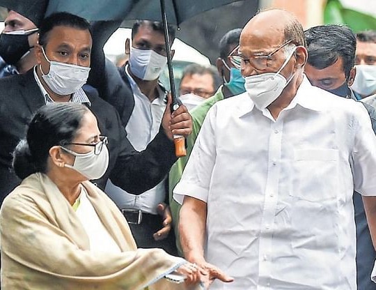 ನವಾಬ್‌ ಮಲಿಕ್‌ ಬಂಧನದ ಕುರಿತು ಮಮತಾ ಬ್ಯಾನರ್ಜಿ-ಪವಾರ್‌ ಮಾತುಕತೆ: ಪ.ಬಂ ಸಿಎಂ ಸಲಹೆ ಸ್ವೀಕರಿಸಿದ ಮಹಾರಾಷ್ಟ್ರ ಸರಕಾರ