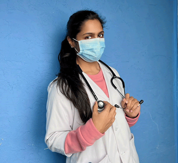 ಉಕ್ರೇನ್ ನಲ್ಲಿ ಸಿಲುಕಿರುವ ಸಾಗರದ ವೈದ್ಯ ವಿದ್ಯಾರ್ಥಿನಿ: ಆತಂಕದಲ್ಲಿ ಮನೆಮಂದಿ