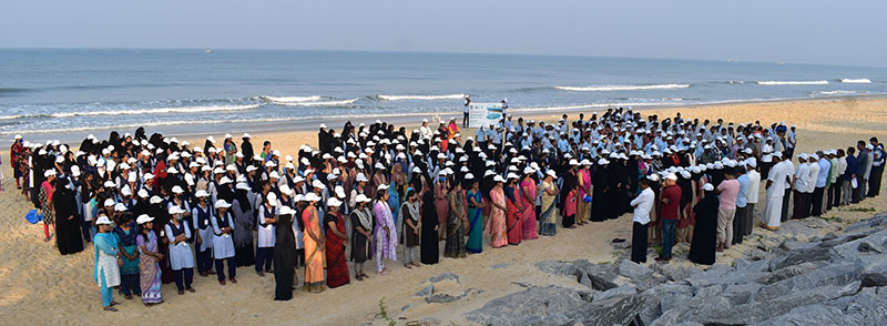 ಬ್ಯಾರೀಸ್ ವಿದ್ಯಾ ಸಂಸ್ಥೆ ವತಿಯಿಂದ ಸ್ವಚ್ಛ ಕಡಲ ತೀರ, ಹಸಿರು ಕೋಡಿ ಅಭಿಯಾನ