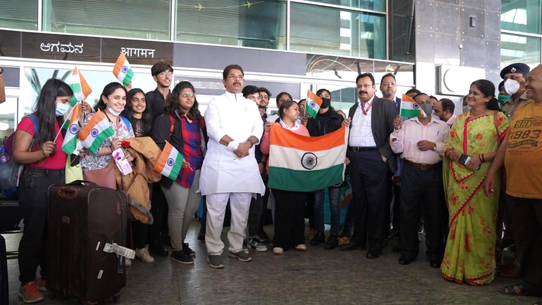 ಉಕ್ರೇನ್‌ನಲ್ಲಿರುವ ಎಲ್ಲ ವಿದ್ಯಾರ್ಥಿಗಳನ್ನು ಸುರಕ್ಷಿತವಾಗಿ ಕರೆತರಲು ಕ್ರಮ: ಸಚಿವ ಆರ್.ಅಶೋಕ್